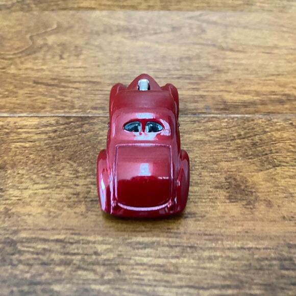 HOT WHEELS 2010 Custom '41 Willys Coupe - Picture 3 of 6